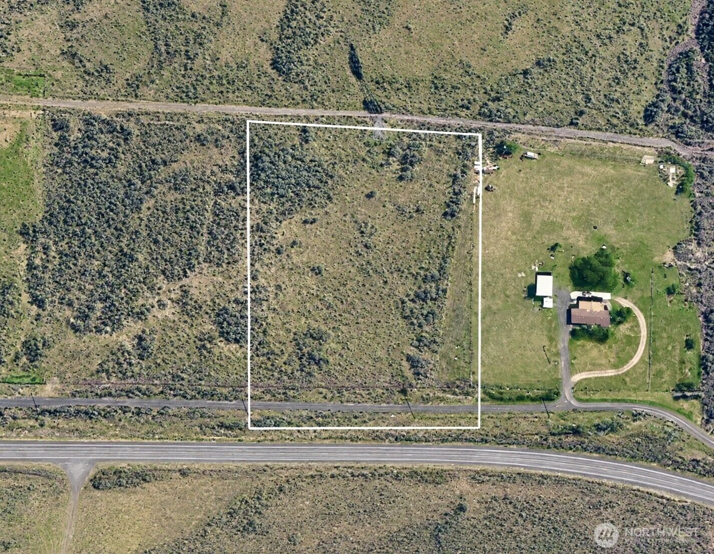 Property Photo:  4555  Wa-260  WA 99326 