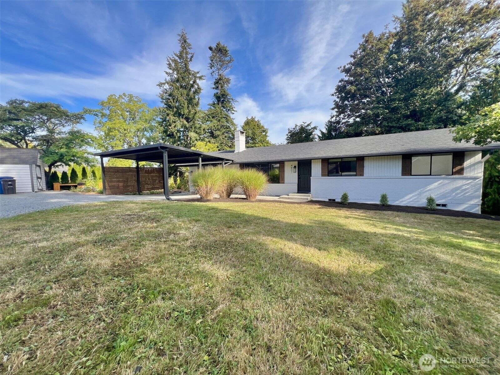 Property Photo:  4807  Bayview Lane  WA 98203 