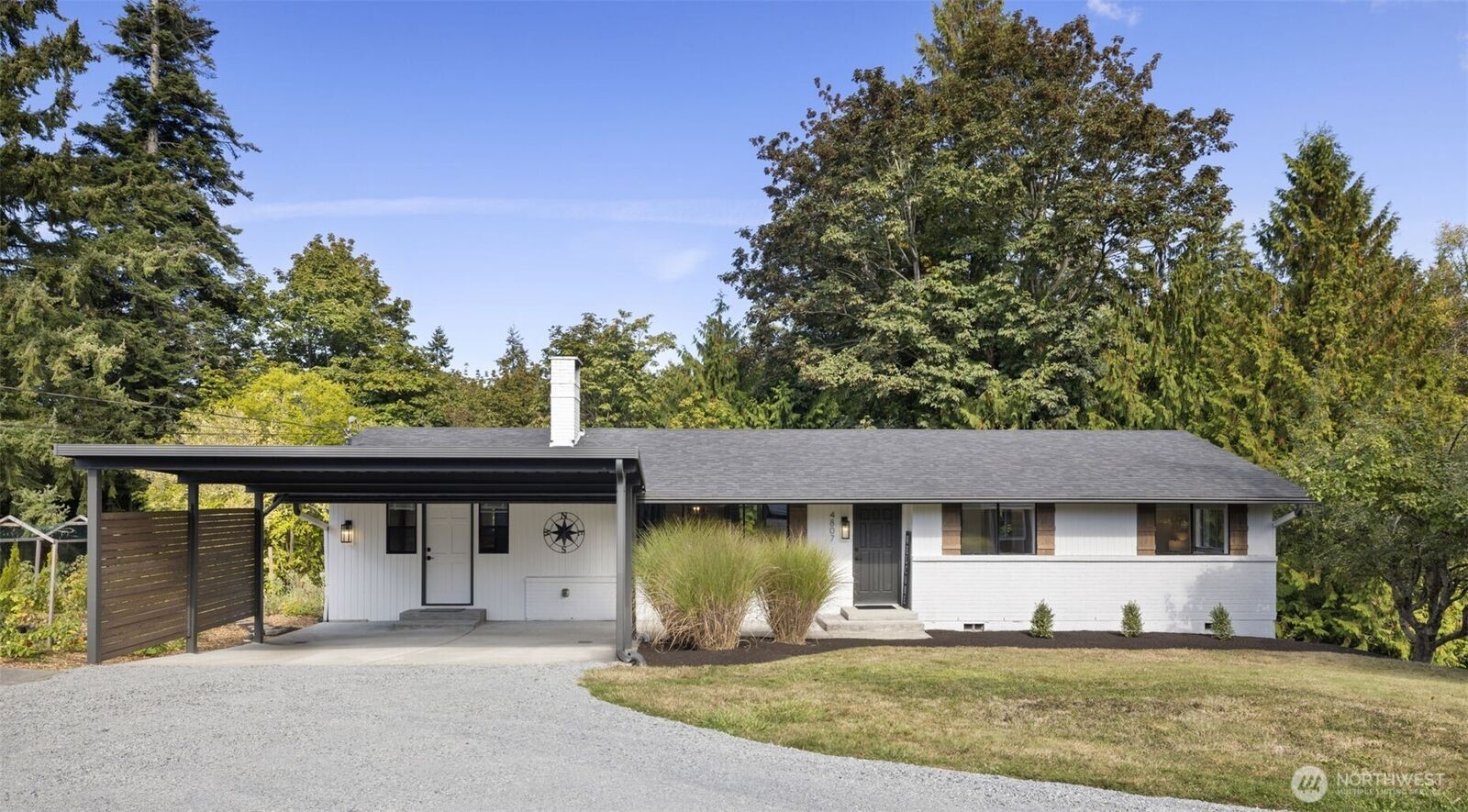 Property Photo:  4807  Bayview Lane  WA 98203 