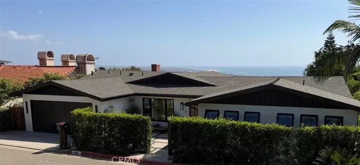Property Photo:  1806 Sunset  CA 93001 