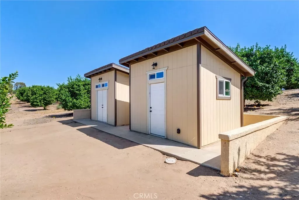 Property Photo:  36733 Glenoaks  CA 92592 