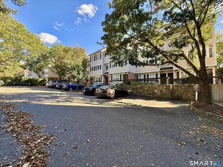Property Photo:  83 Highland Road 83  CT 06902 