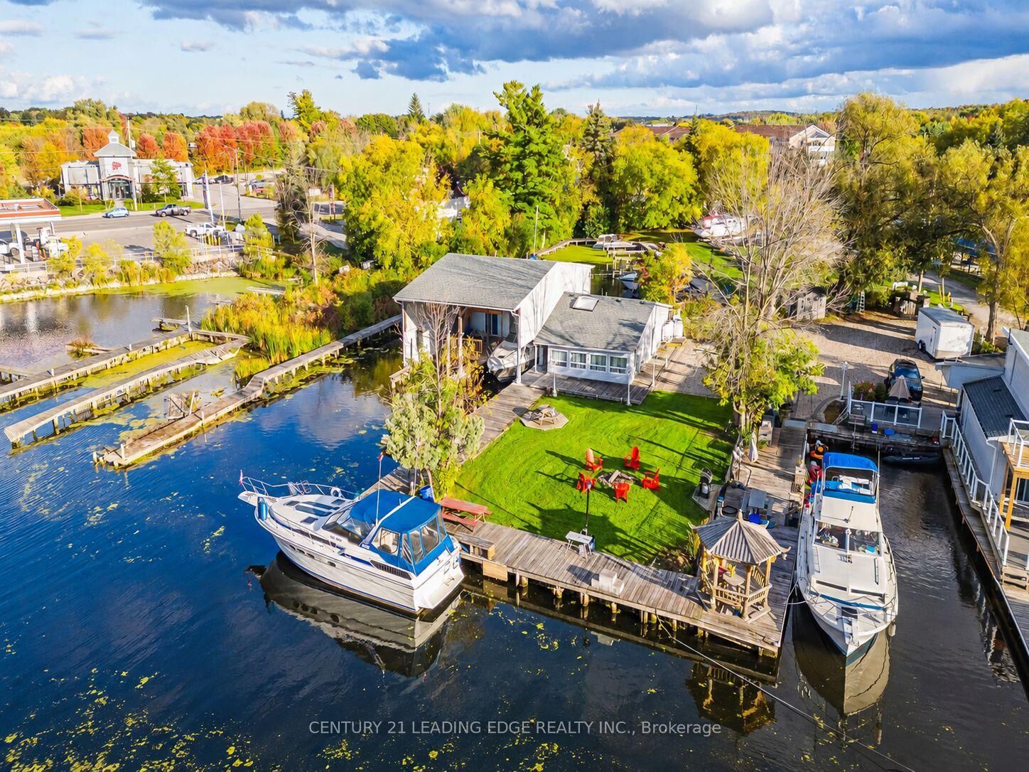 Property Photo: 8 Mac Avenue ON L4P 3W5