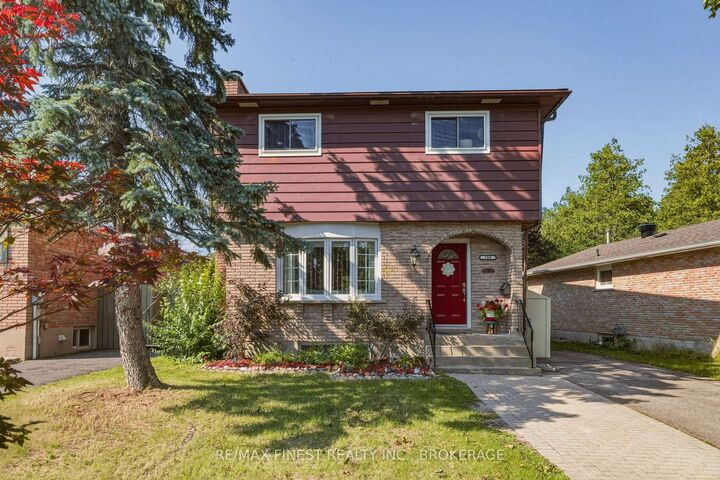 Photo de la propriété: 780 Cedarwood Drive ON K7P 1M7