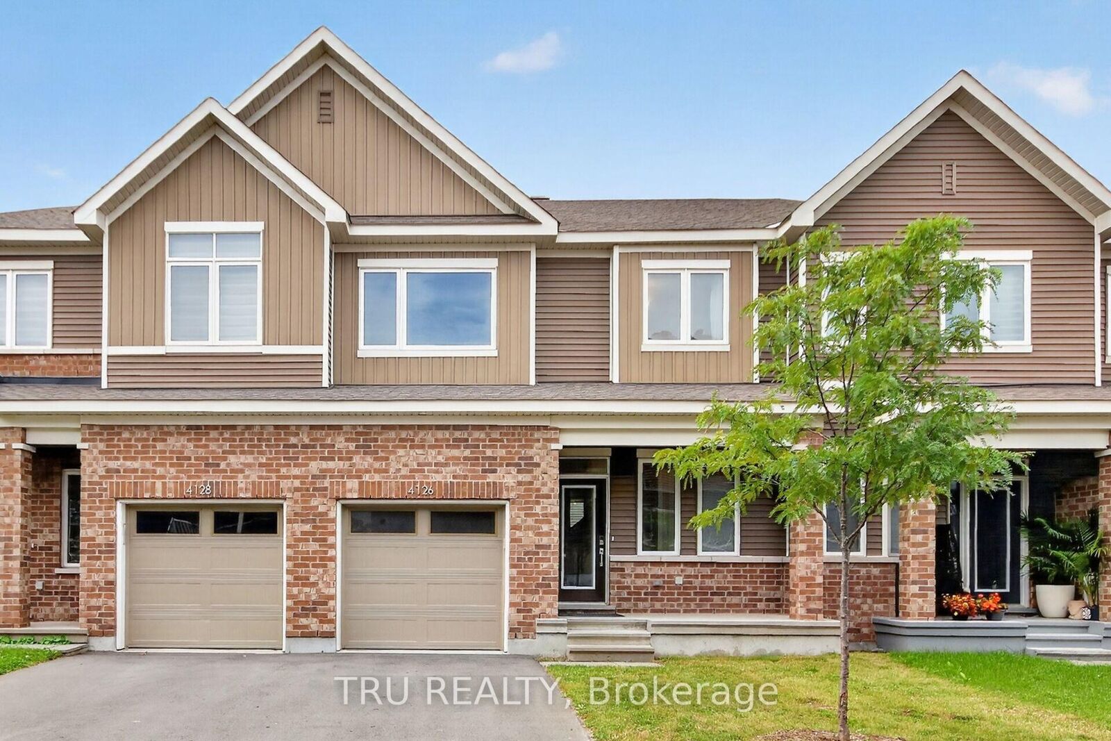 Photo de la propriété: 4126 Obsidian Street ON K2J 6C6