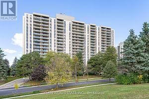 Property Photo:  260 Seneca Hill Drive  ON M2J 4S6 