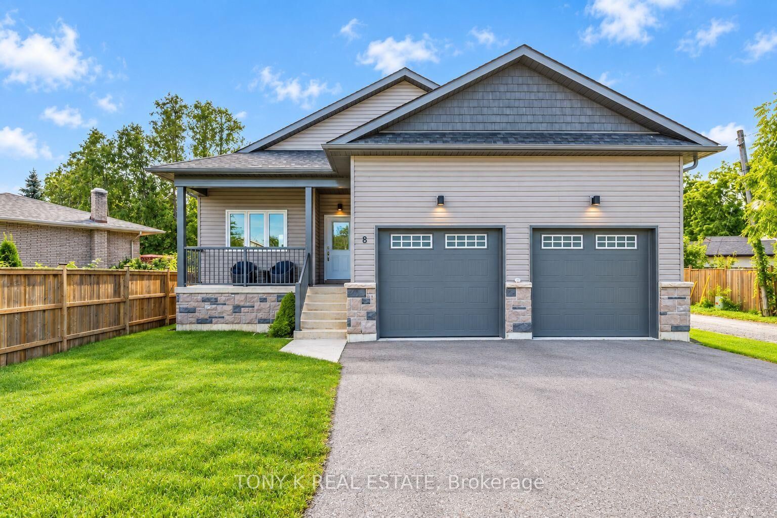 Property Photo:  8 Georgina Street  ON L0E 1R0 
