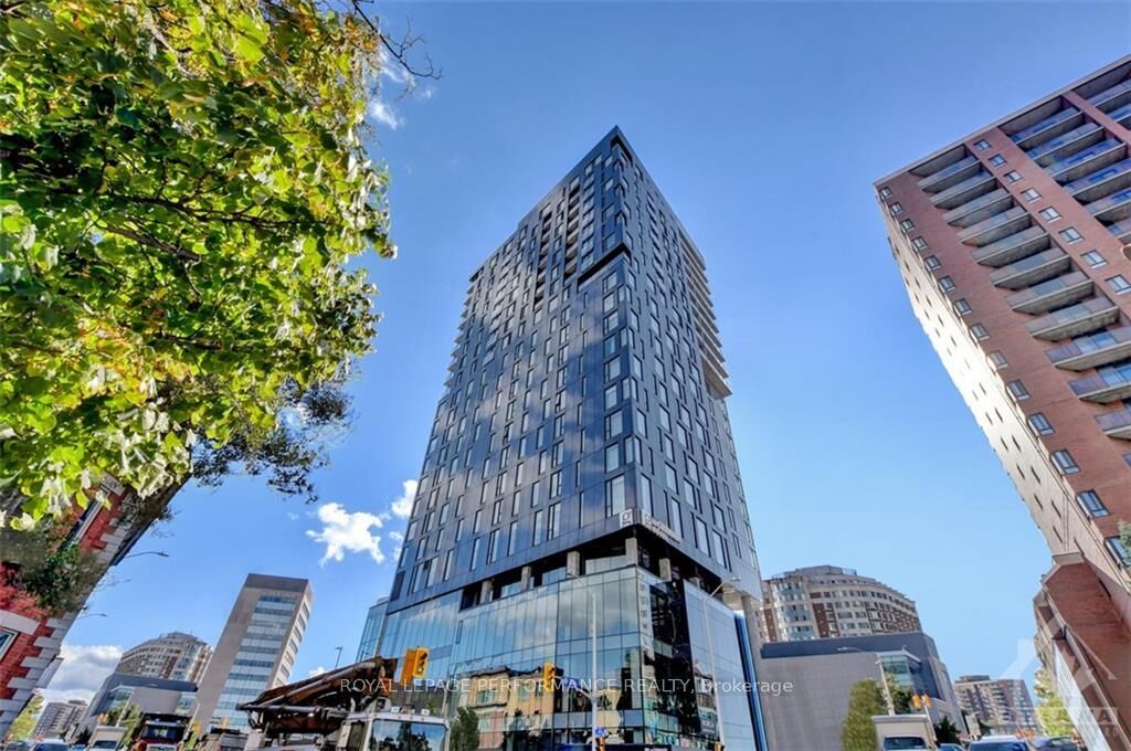 Photo de la propriété:  20 Daly Avenue 1705  ON K1N 0C6 
