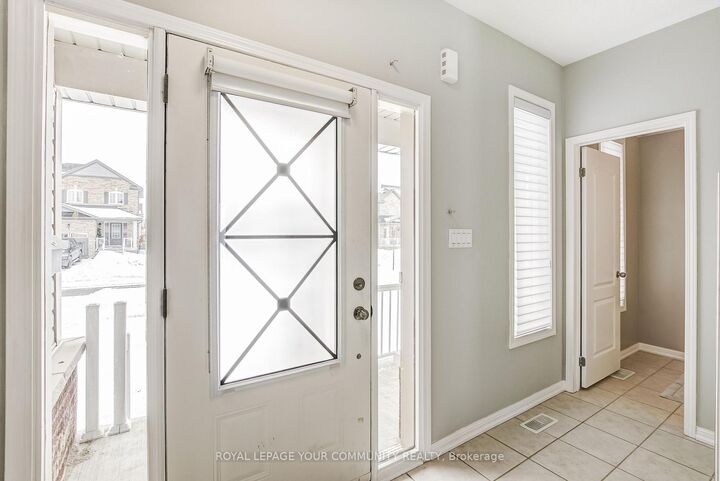 Property Photo: 16 Don Hadden Crescent ON L0C 1H0
