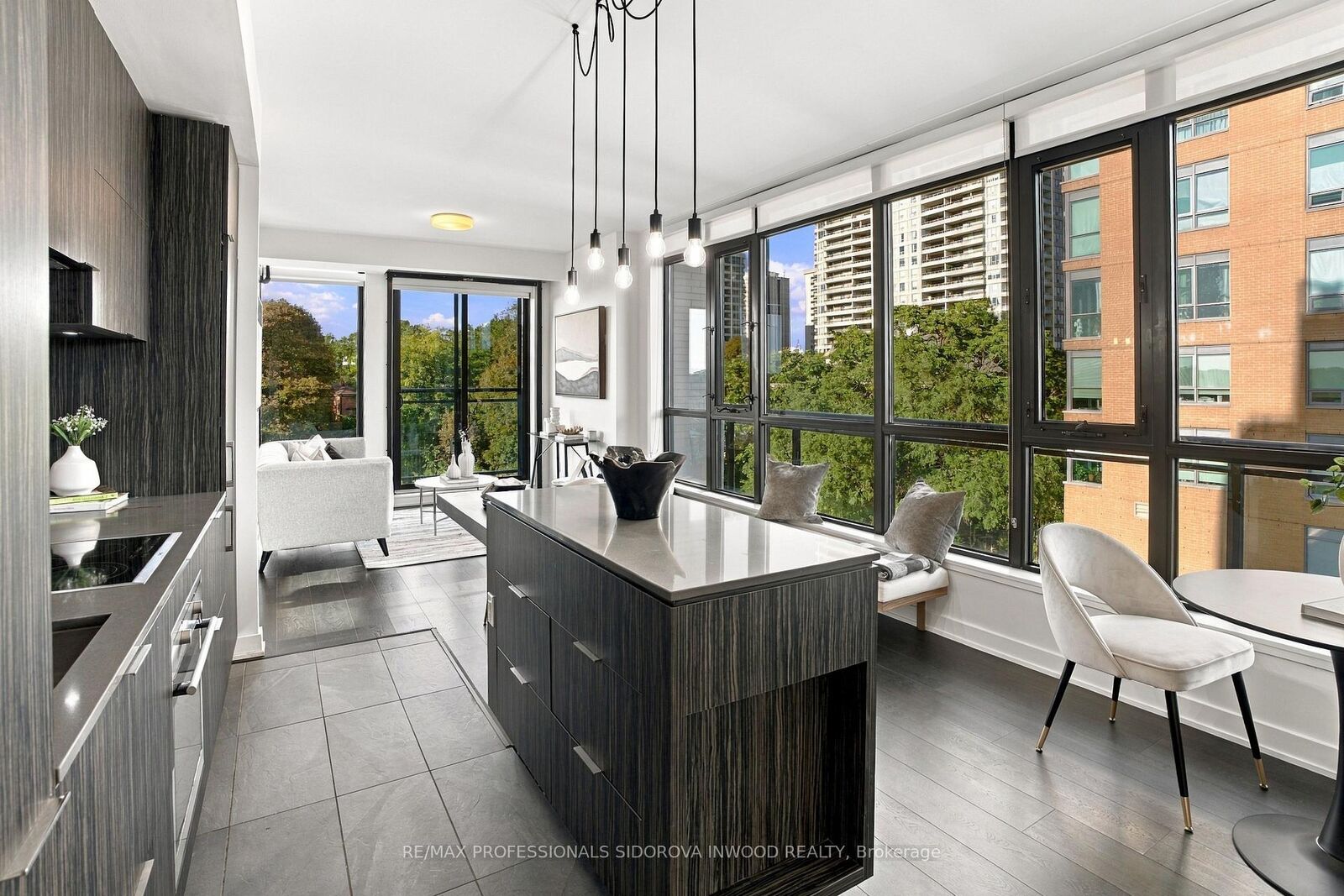 Property Photo: 1990 Bloor Street W 607 ON M6P 0B6