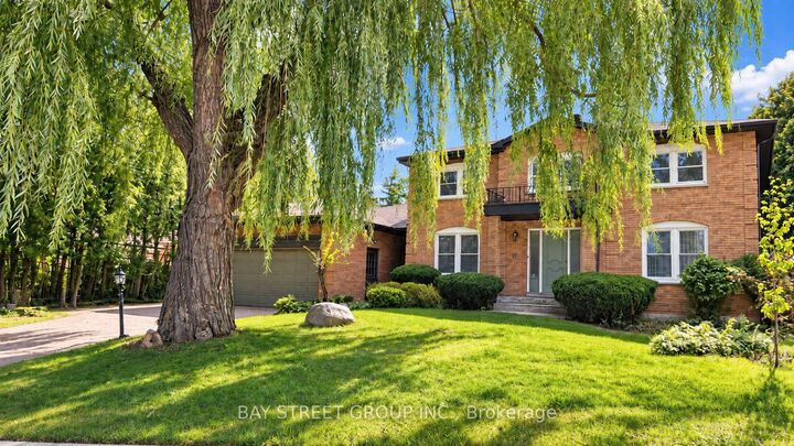 Property Photo:  5 Elmira Court 202  ON M2K 2T1 