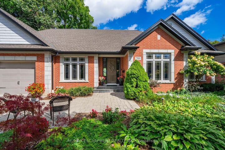 Property Photo: 789 Sunset Road ON L7T 3X3