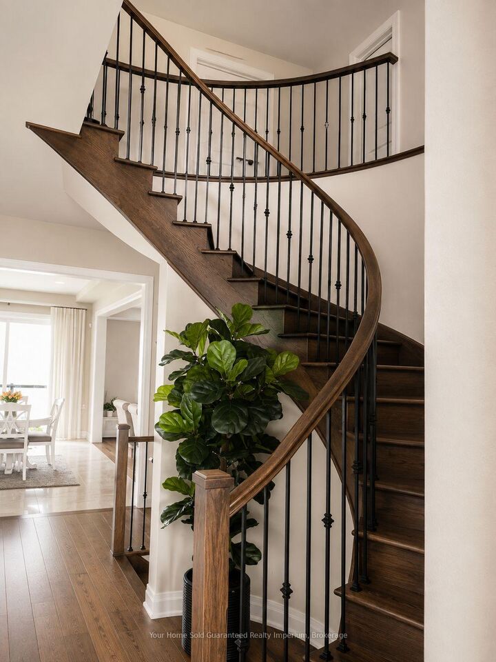 Photo de la propriété: 286 Shoreview Drive ON L3B 6H9