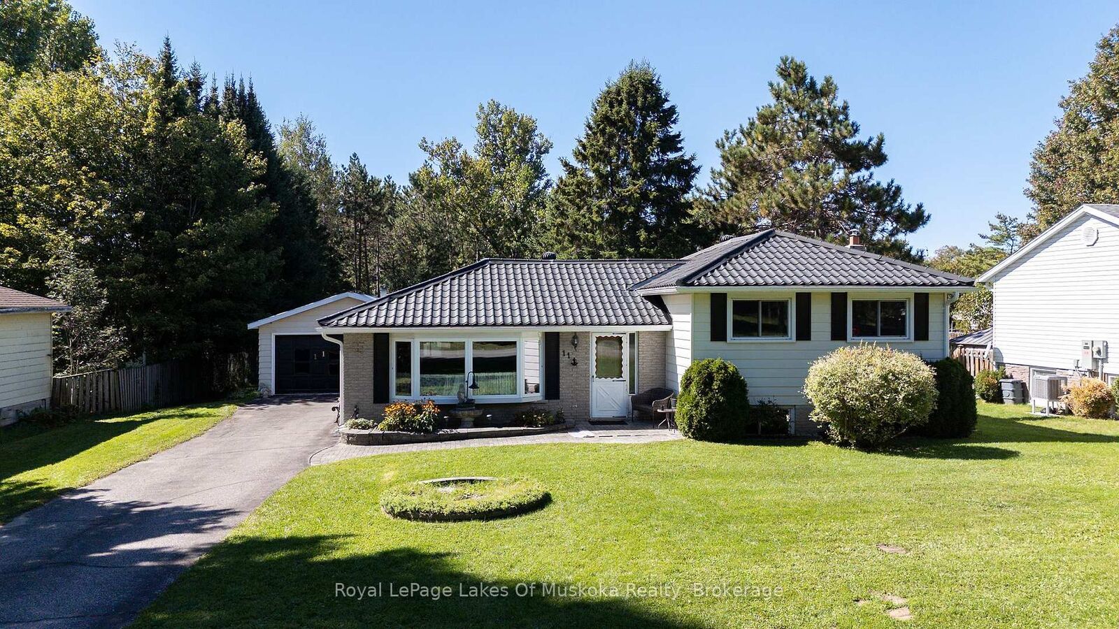 Property Photo: 11 Pine Street ON P1L 1L1