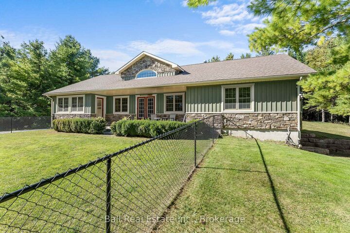Photo de la propriété:  382 Lakehurst Circle Road  ON K0L 1J0 