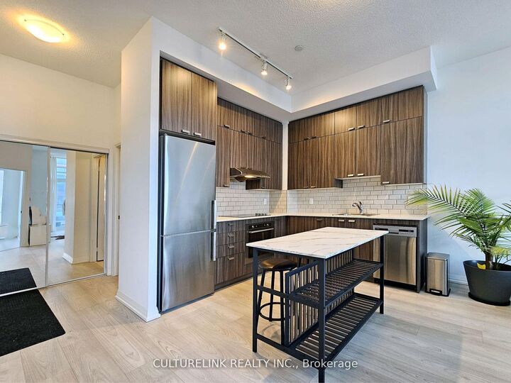 Photo de la propriété: 50 Ann O'Reilly Road Ph07 ON M2J 0C9