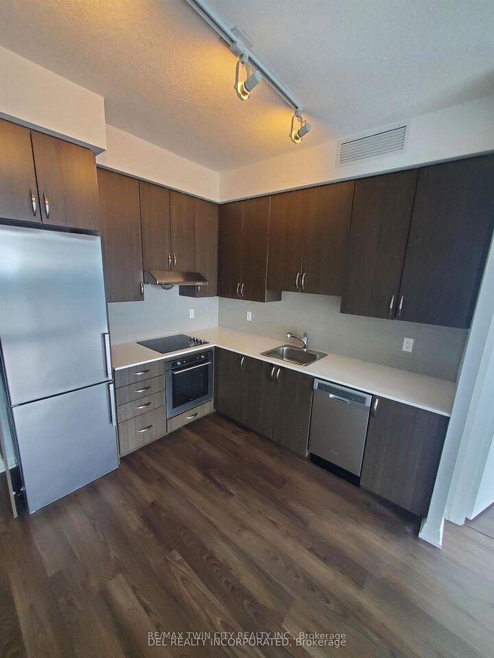 Property Photo: 55 Ann O'Reilly Road 1805 ON M2J 0C9