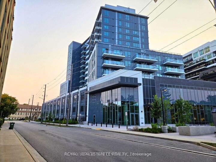 Property Photo:  93 Arthur Street S 810  ON N1E 0S6 