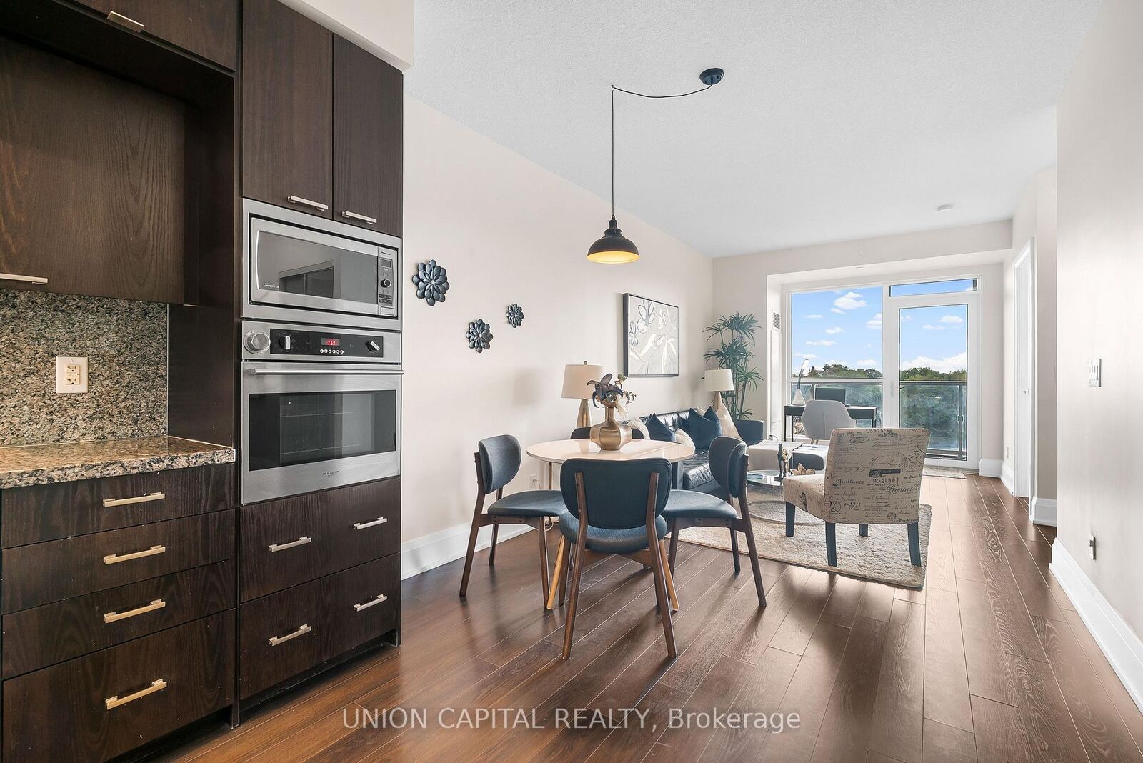 Photo de la propriété: 120 Harrison Garden Boulevard 708 ON M2N 0H1