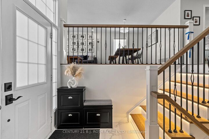 Property Photo: 25 Cranberry Lane ON L4N 0Z1