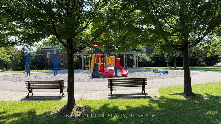Property Photo:  84 Dougherty Crescent  ON L4A 0A2 