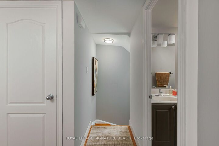 Photo de la propriété: 12 Sudbury Street 1606 ON M6J 3W7