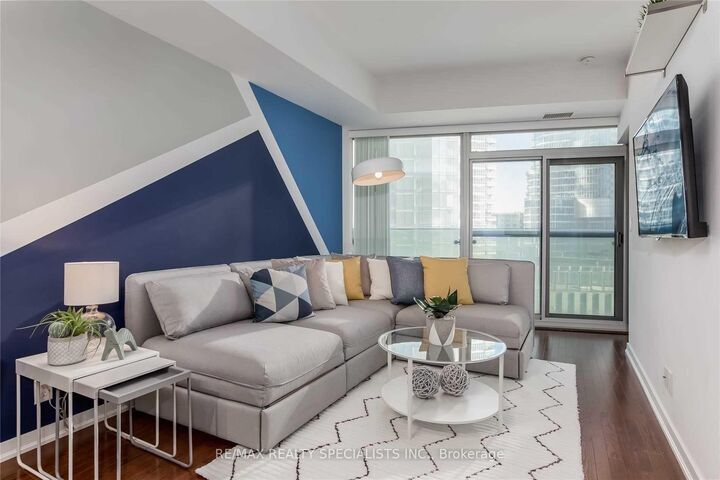 Property Photo: 12 York Street 703 ON M5J 0A9