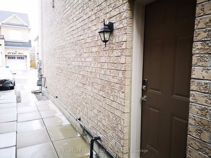 Property Photo:  21 Liam Lane  ON L3S 0E8 