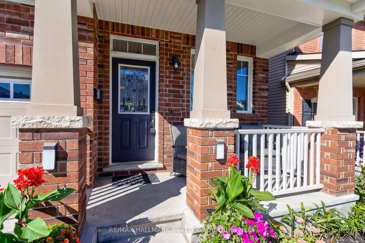 Property Photo:  556 Sunlit Circle  ON K4A 0V4 