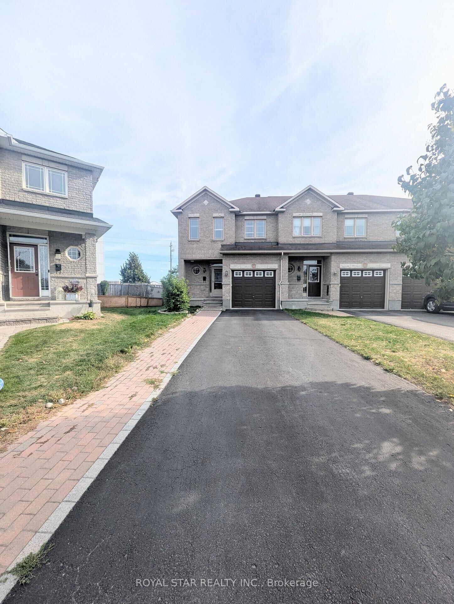 Property Photo: 1543 Carronbridge Circle ON K2M 0G8