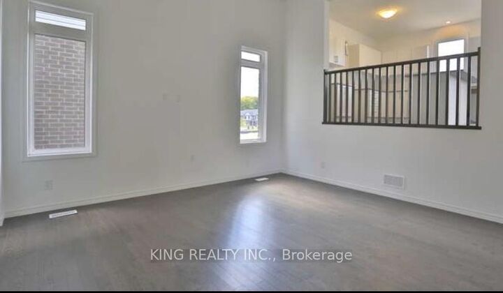 Property Photo:  925 Tartan Court  ON N2R 0N2 