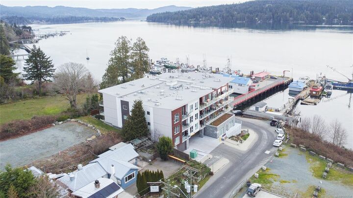 Property Photo:  1820 Maple Ave S #207  BC V9Z 0N9 