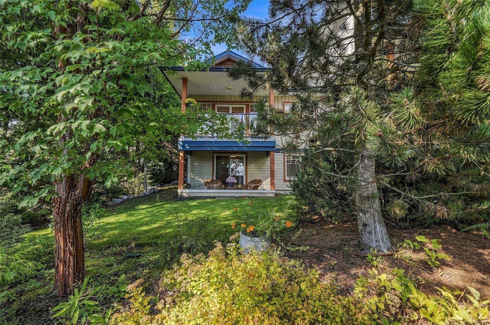 Property Photo:  930 Braidwood Rd #213  BC V9N 3R9 