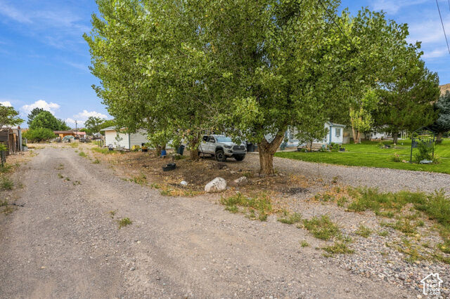 Property Photo: 287 E 100 N UT 84730