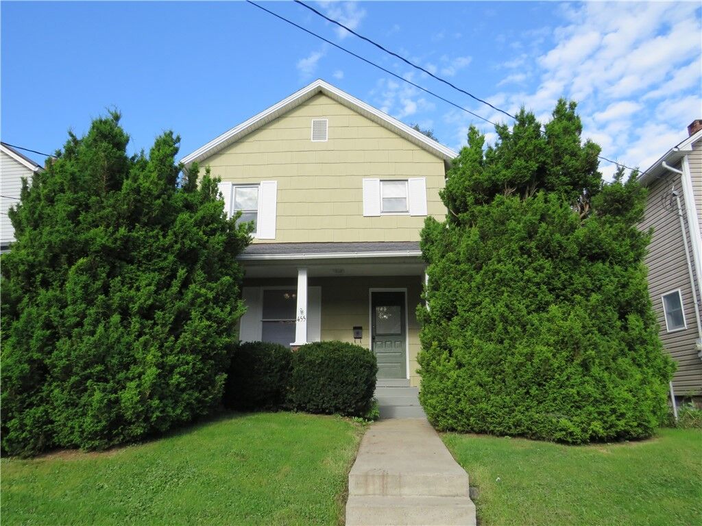 Property Photo: 455 McConnell St PA 16127