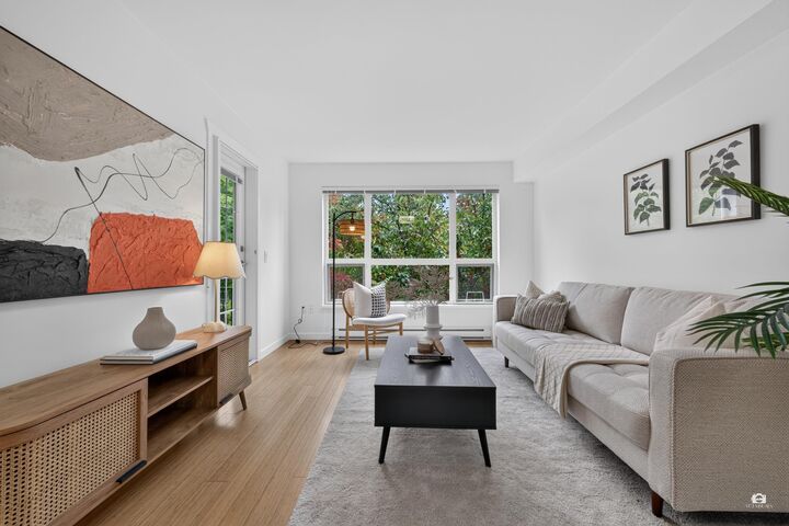 Property Photo:  3575 Euclid Avenue Avenue 301  BC V5R 6H5 