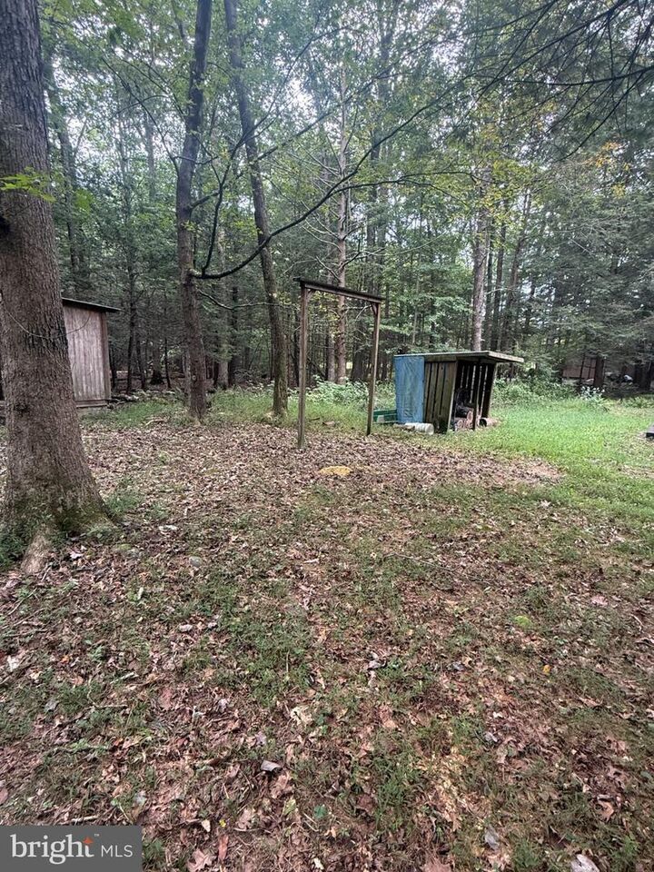 Property Photo:  11612 Lower Horse Valley Road  PA 17265 