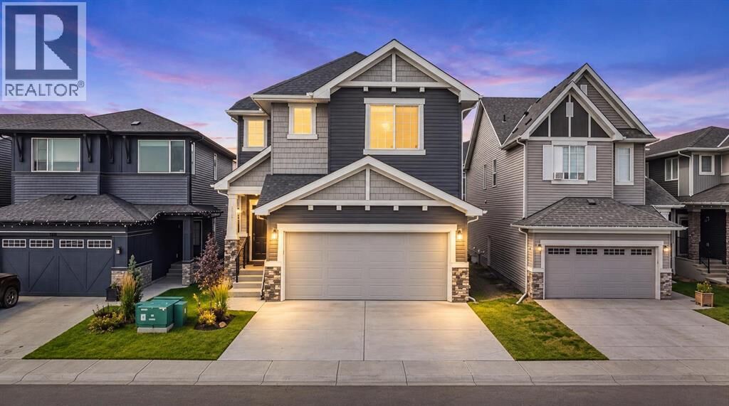 Property Photo:  1321 Bayview Point Southwest  AB T4B 5K1 