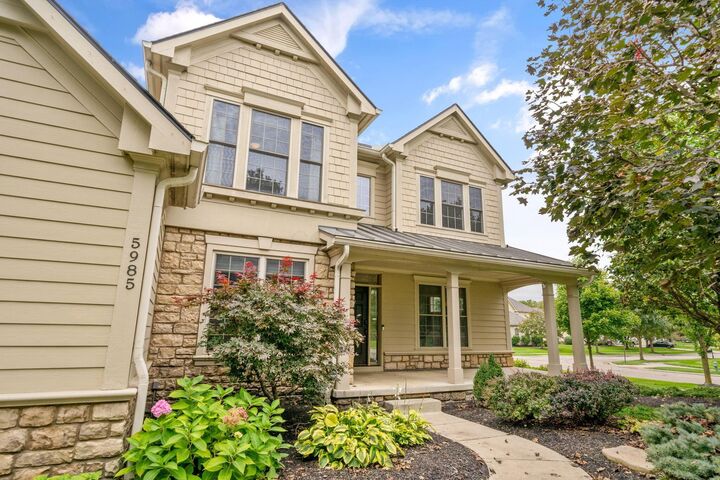 Property Photo:  5985 Trafalgar Court  OH 43016 