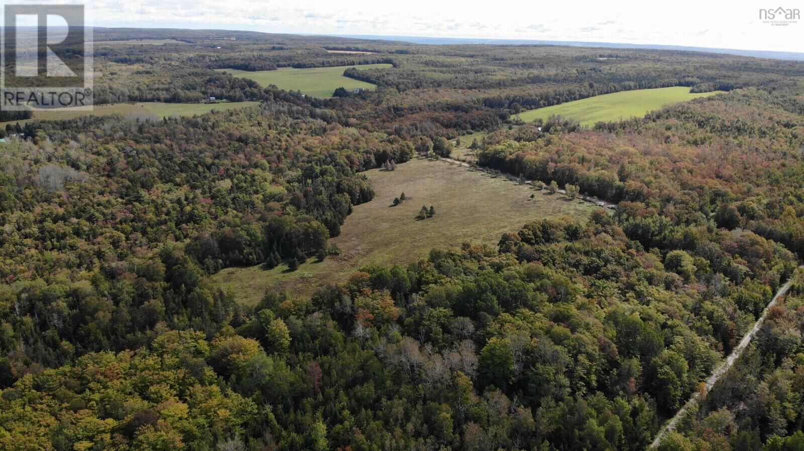 Property Photo:  415 Base Line East Rd Harbourville Ns B0p 1E0  NS B0P 1E0 