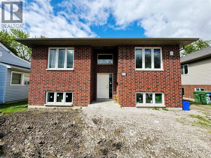 Property Photo: 475 Josephine Room 1 ON N9B 2K9