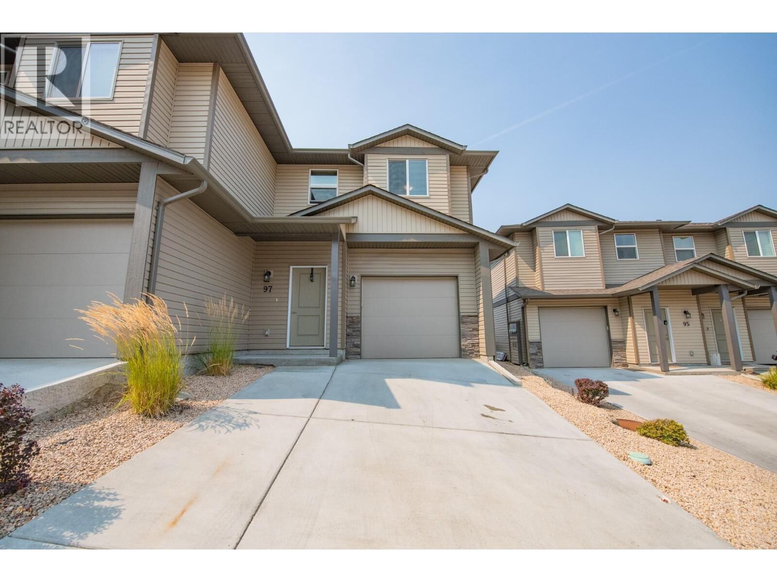 Property Photo:  933 Mt Robson Place 97  BC V1B 4G4 