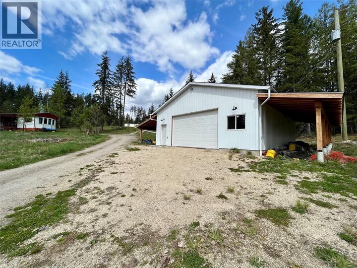 Property Photo:  864 Bartley Road  BC V0G 1R1 