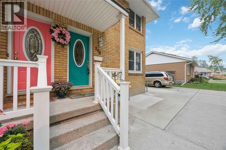 Property Photo: 298 Elsfield Crescent ON N7S 1C3