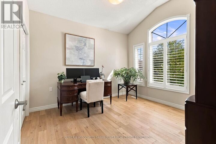 Property Photo: 2295 Kains Road ON N6K 5E2