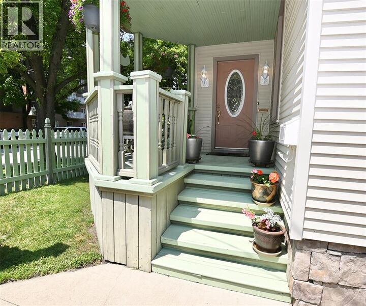 Property Photo:  204 Vidal Street South  ON N7T 2T5 