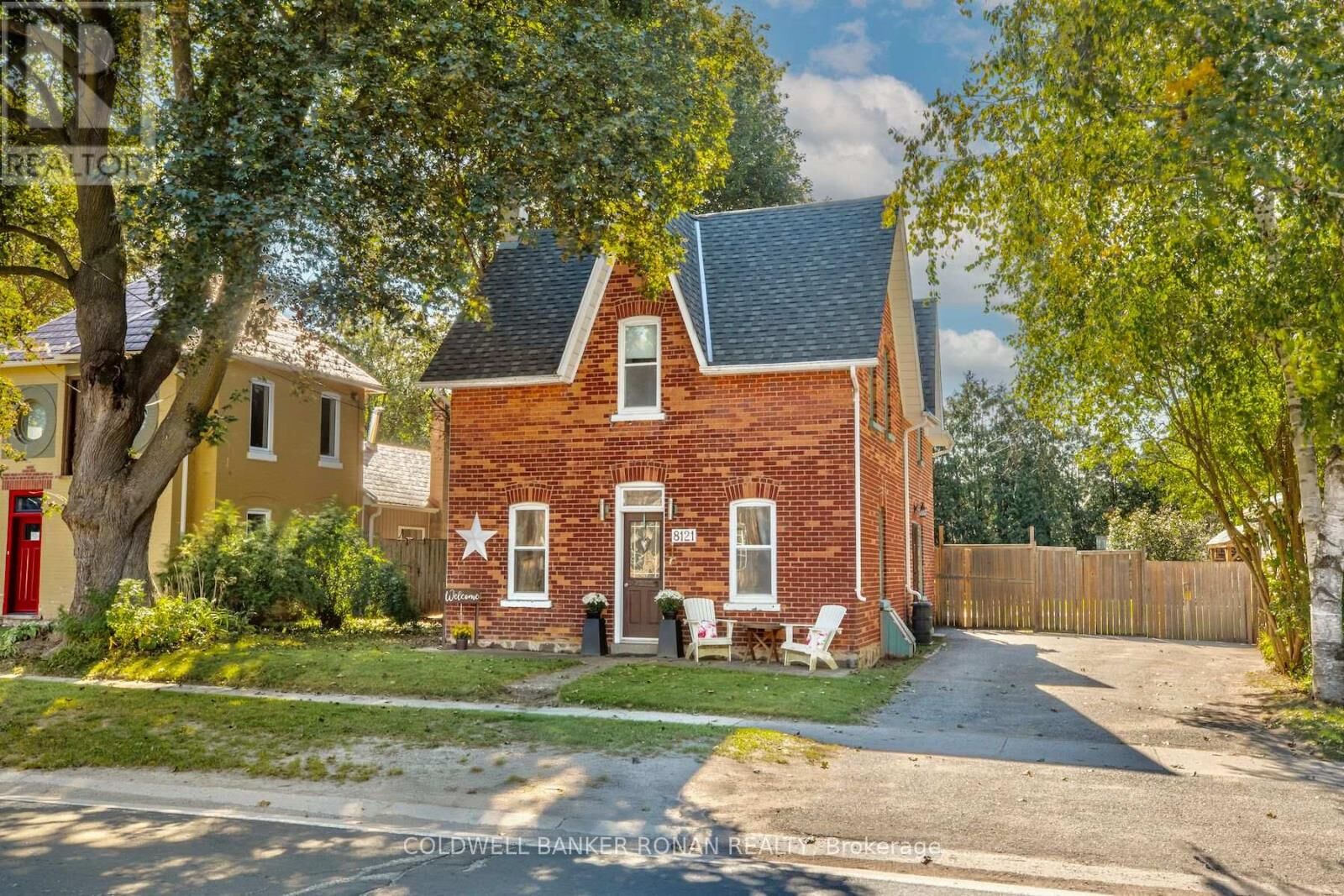 Property Photo: 8121 Main Street ON L0M 1J0