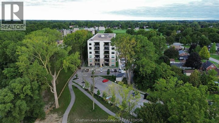 Property Photo:  364 Grand Avenue East 512  ON N7L 1W6 