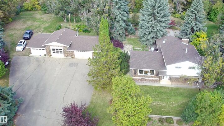 Property Photo:  22555 Twp Road 530 74  AB T8A 4T7 