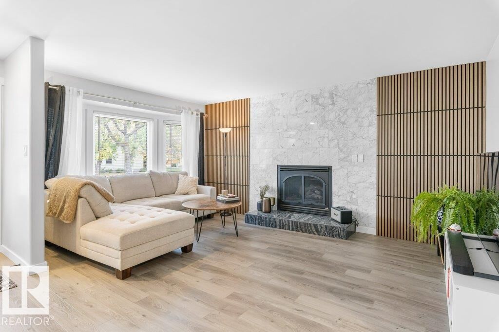 Property Photo:  67 Arlington Drive  AB T8N 2Z2 
